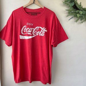 Coca Cola Men's Red Graphic T-shirt